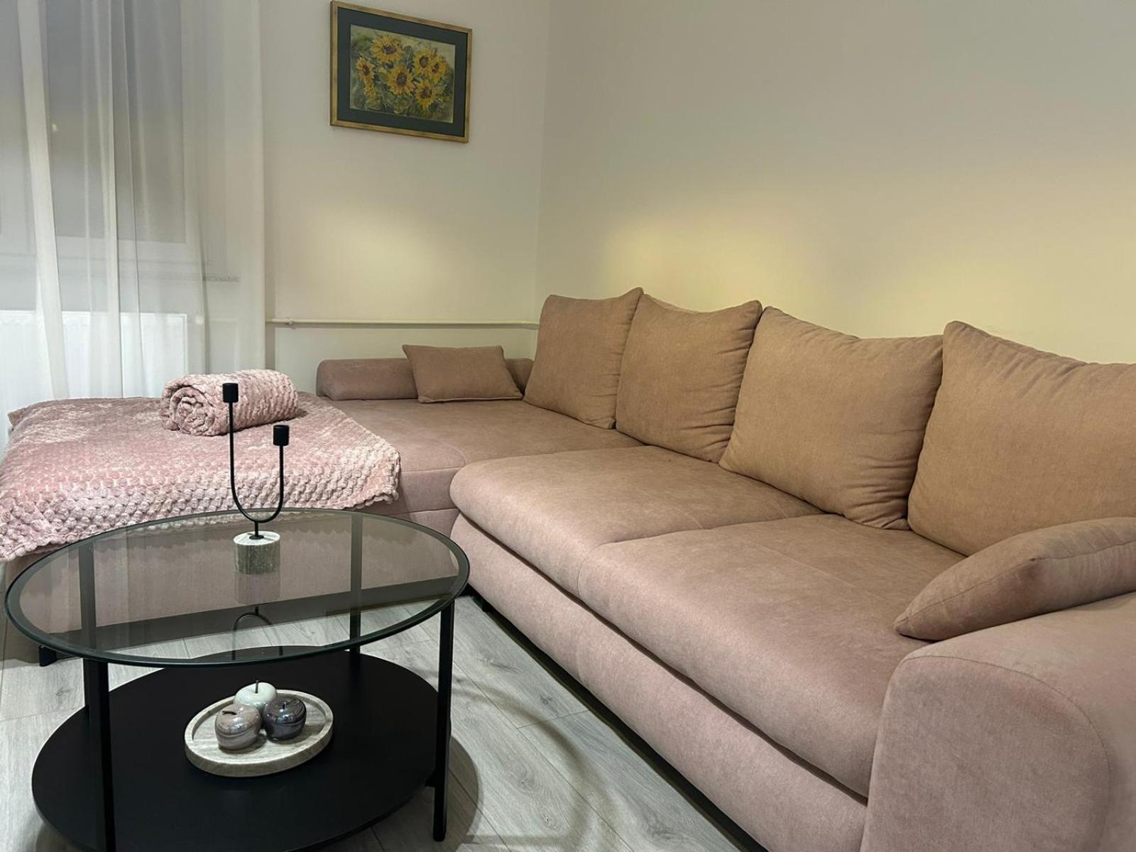 Nastasija Apartment Eszék Kültér fotó