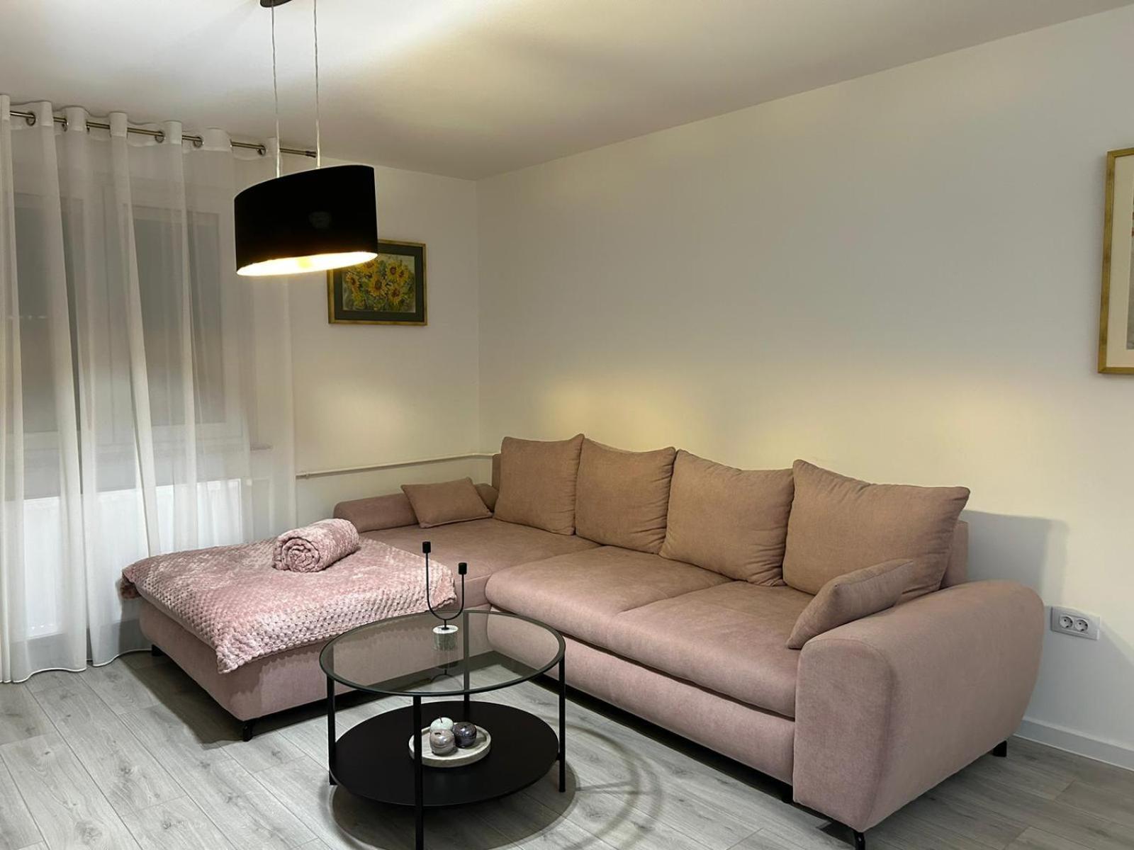 Nastasija Apartment Eszék Kültér fotó